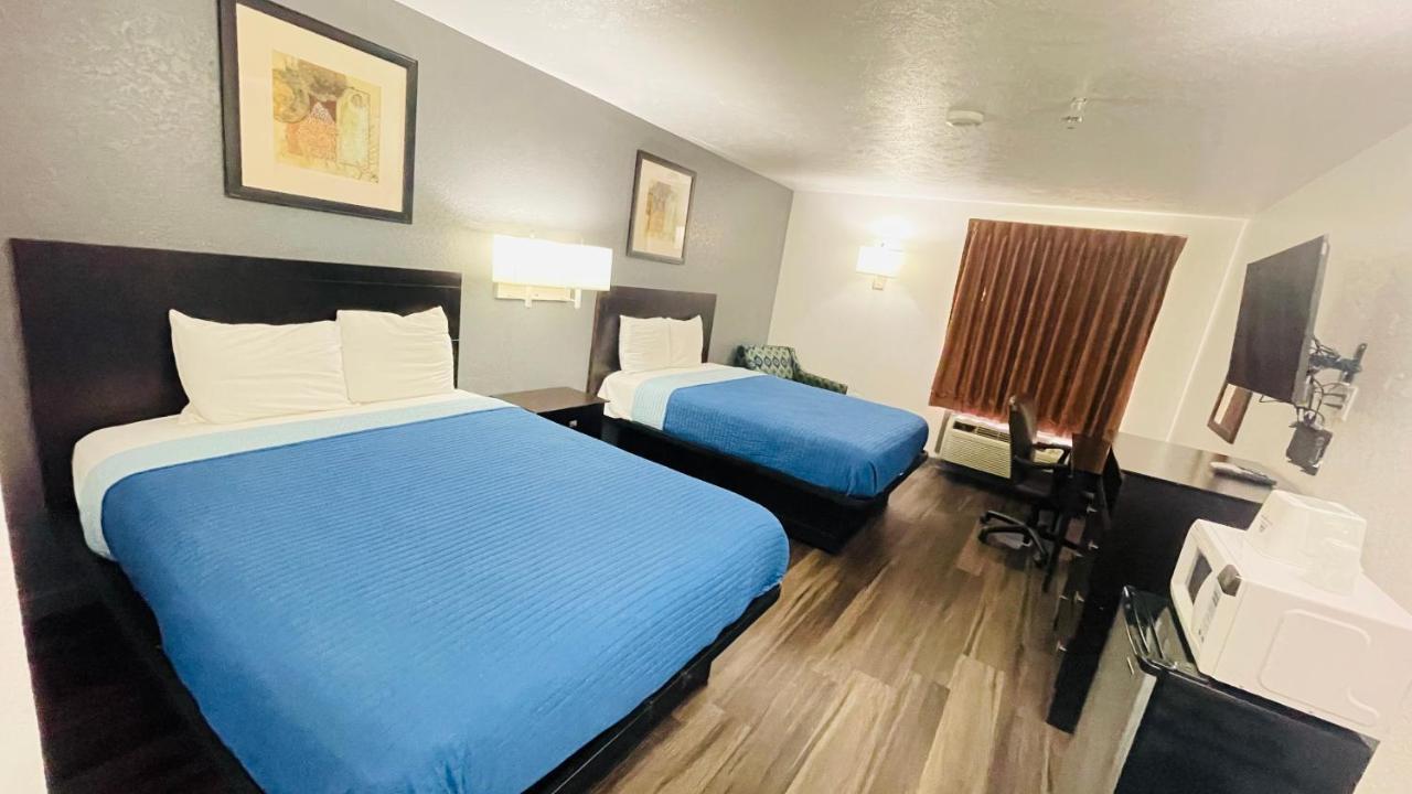 Pinckneyville Inn And Suites Eksteriør bilde