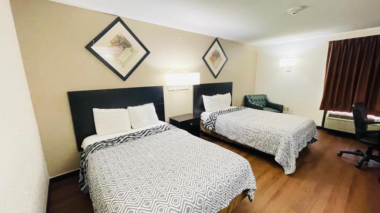Pinckneyville Inn And Suites Eksteriør bilde