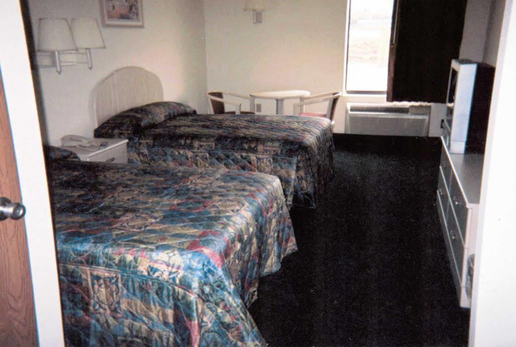 Pinckneyville Inn And Suites Eksteriør bilde